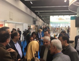 بازدید سفیر ایران از نمایشگاه کتاب فرانکفورت