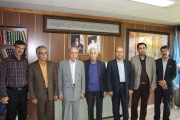 بازدید مشاهیر فرهنگی بیرجند از کتابخانه‌ی مجلس