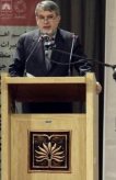 درخت تنومند کتابخانه ملی با ریشه هایی چون کامران فانی استوار است