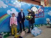با مفهوم واقعی خانواده کودک آزاری در جامعه رخ نمی دهد