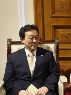 بازدید رئیس مرکز تحقیقات و پژوهش‌های مجلس کره جنوبی از کتابخانه مجلس