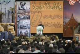 رمز موفقیت انقلاب اسلامی مردمی بودن آن است