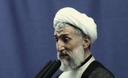 پرچم غدیر امروز به دست ولی فقیه است