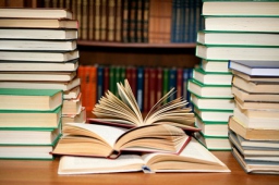 وجود قرآن های نفیس به 73 زبان دنیا در کتابخانه آستان قدس رضوی