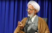 آیت الله جوادی آملی: خطیبان منبرها را با معارف قرآن پربار کنند