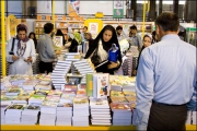 ساعت کاری نمایشگاه کتاب در روزهای پنج شنبه و جمعه افزایش یافت