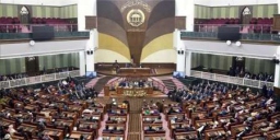 محتوای دروس اسلامی دانشگاه های افغانستان پای 4 مقام ارشد دولتی را به مجلس کشاند