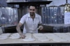 نانوایی در گیلان، کتاب می بخشد