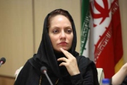 مهناز افشار: قانون مقابله با خشونت علیه کودکان تصویب شود