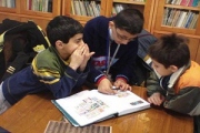 کتابخانه‌ای ویژۀ دانش‌آموزان در مشهد