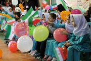 زنگ شکوفه ها در مدارس کشور نواخته شد