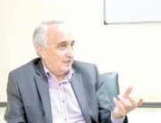 ابتکار در گفت و گو با موسی غنی نژاد استاد علم اقتصاد: بنیادهای تفکیک ناپذیر