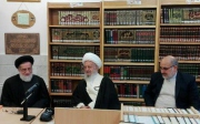 نظام اسلامی با توسل به فرهنگ شهادت در مقابل دشمنان ایستاده است