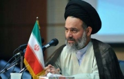 عضو خبرگان رهبری: راویان اربعین مخاطبان را با فلسفه نهضت عاشوار آشنا کنند