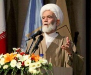 امام جمعه همدان: انتخابات آمریکا کوچکترین تاثیری در انقلاب اسلامی نداشته است