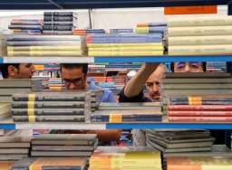 رشد 40 درصدی فروش کتاب در روز دوم نمایشگاه بین المللی تهران